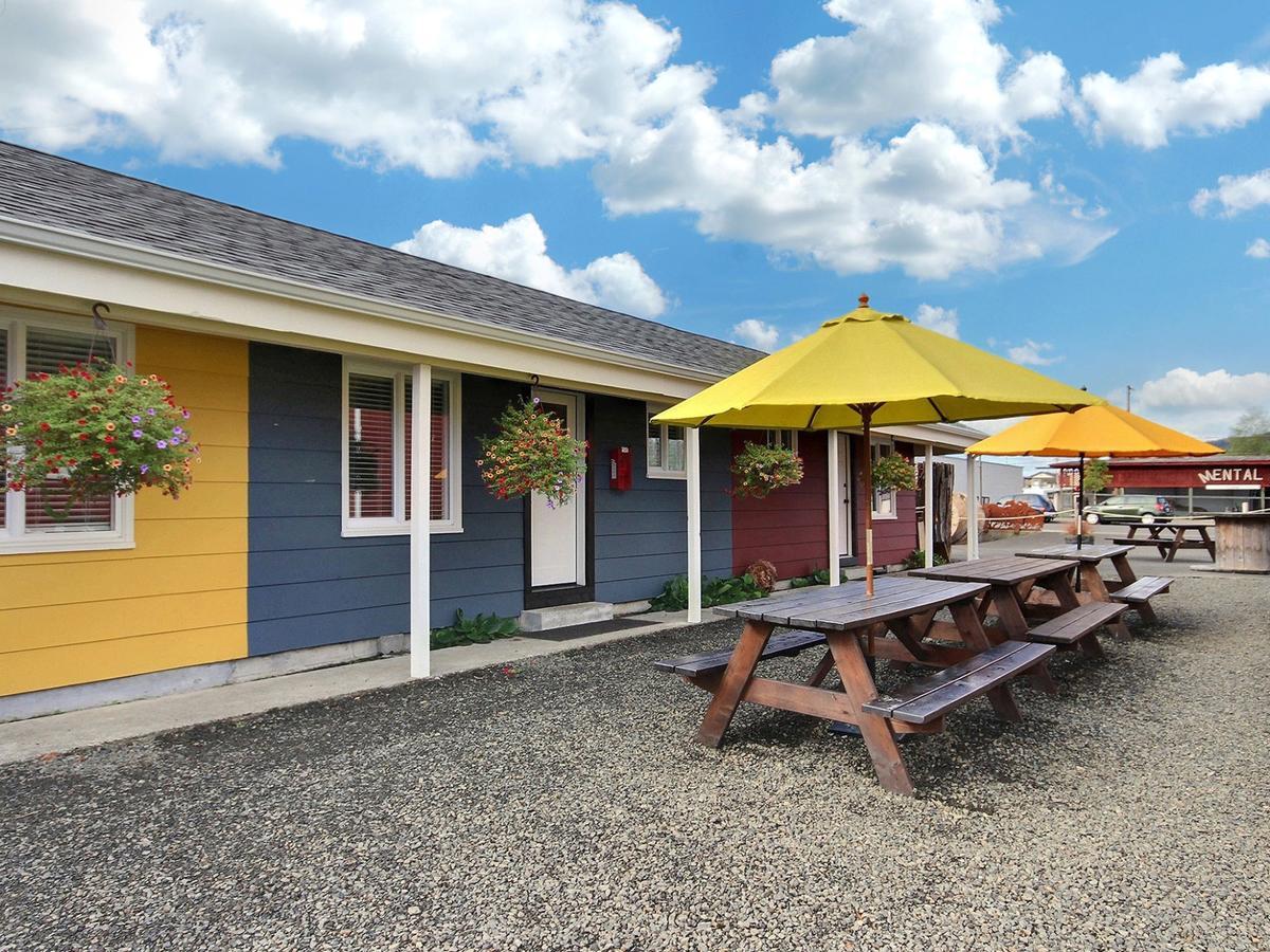 Pitchwood Inn Raymond Exterior foto